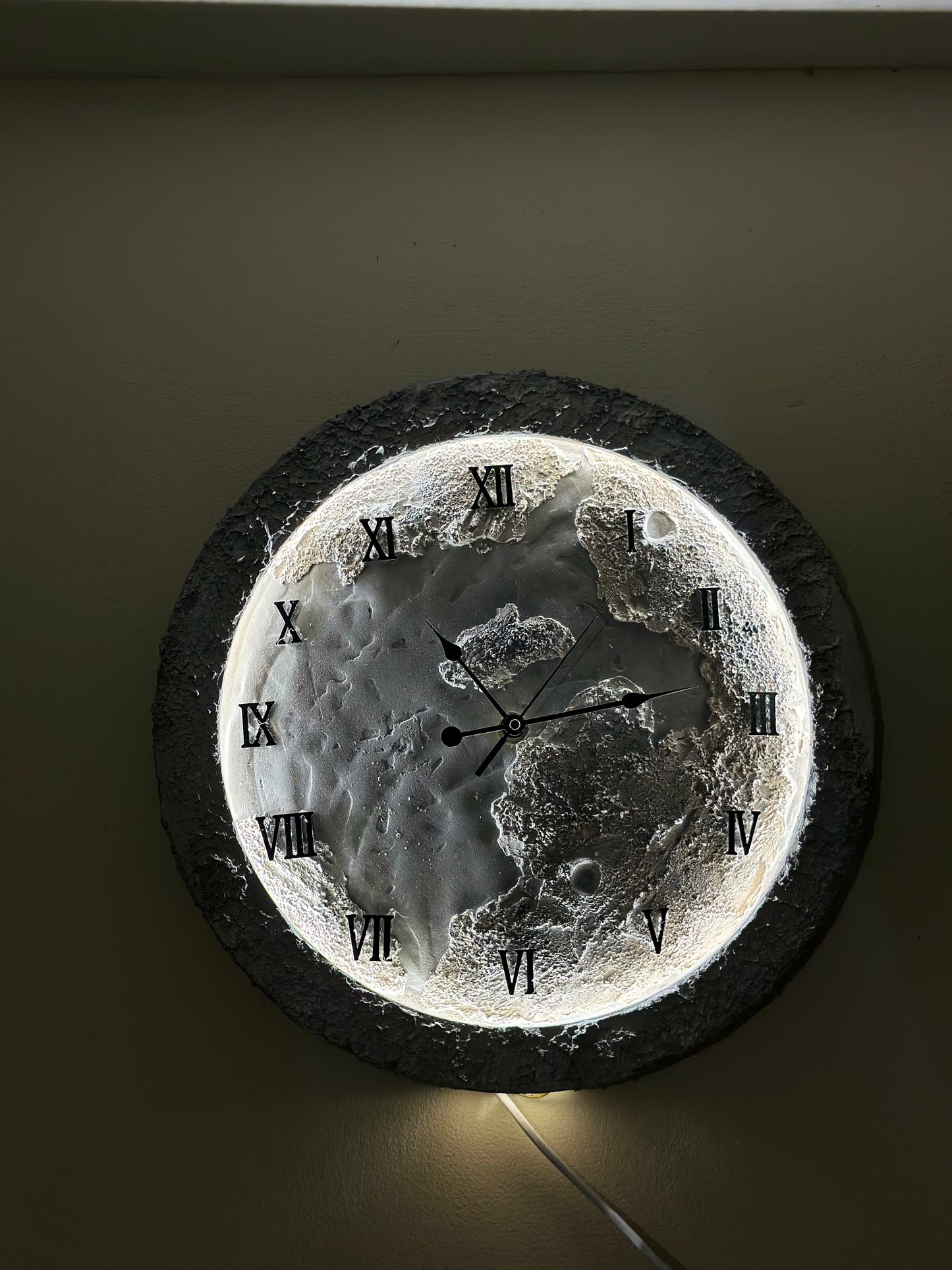 MOON CLOCK